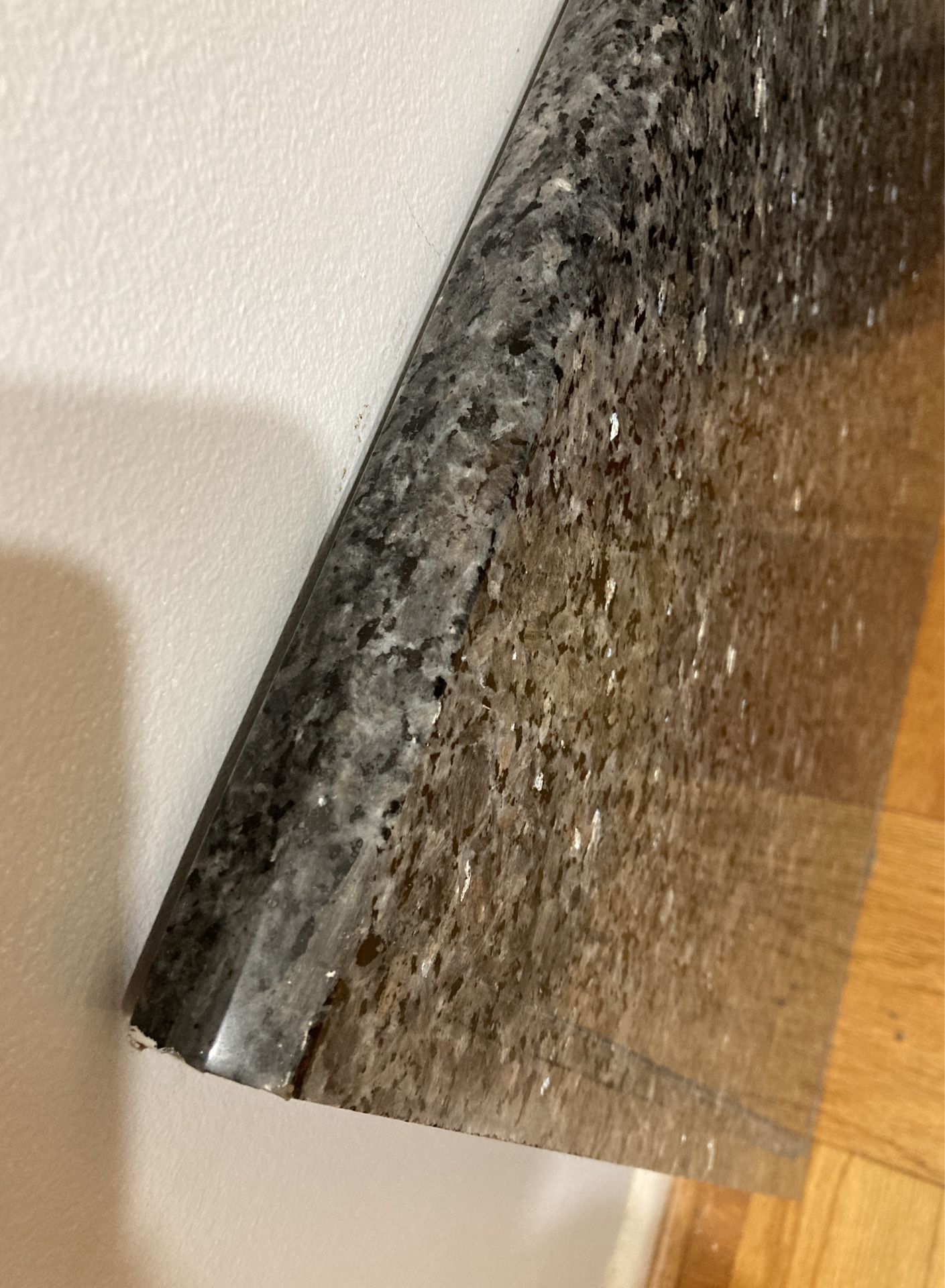 Hermoso Màrmol, 41’ X 25’ , 1.12 ‘ de Grosor, Un Bonito Diseño En El Borde
