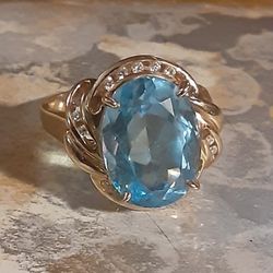 14k TOPAZ & DIAMOND RING .32 ctw Diamonds sz 10.5