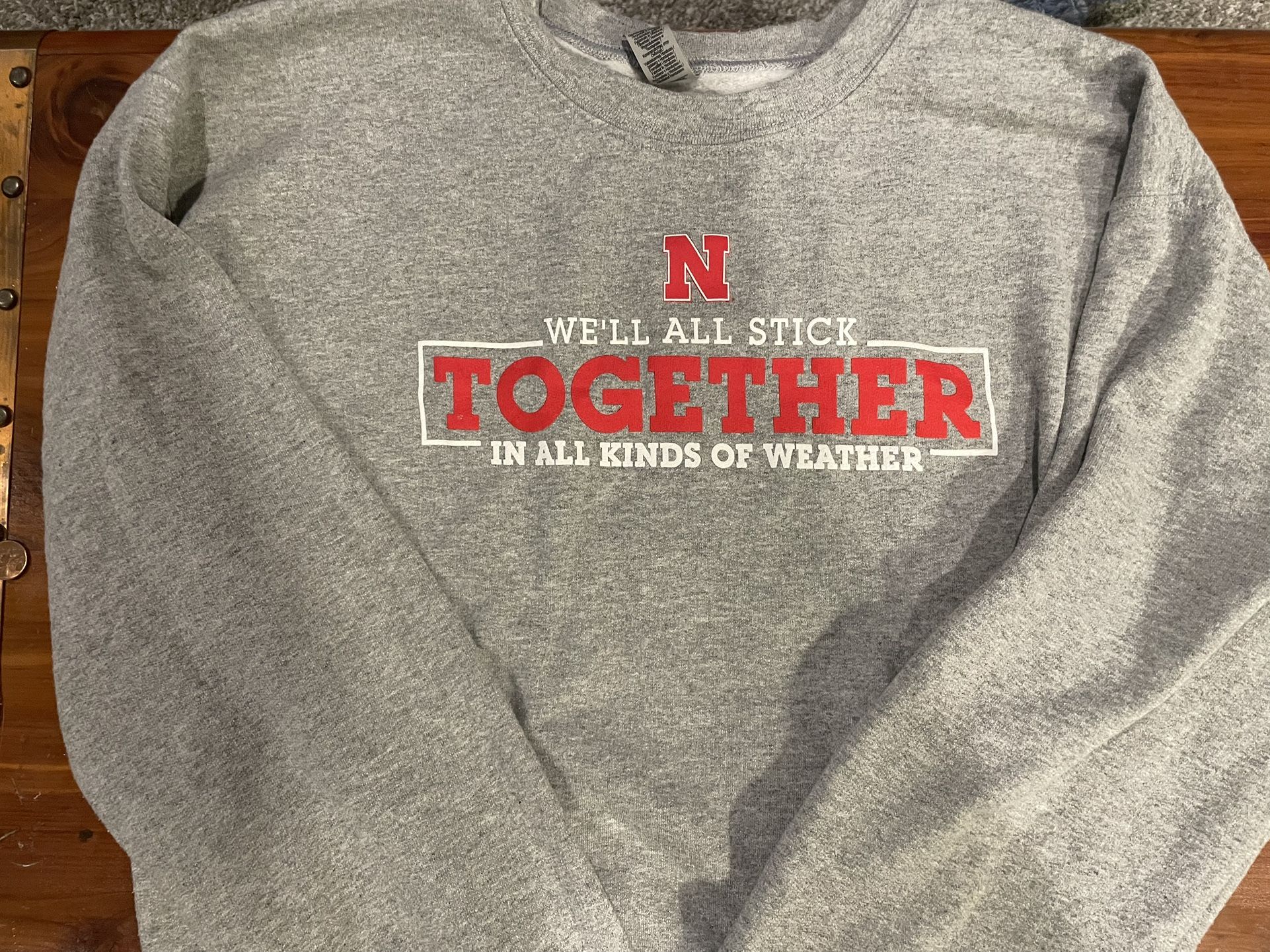 Nebraska Huskers Crewneck Sweatshirt – Size Large