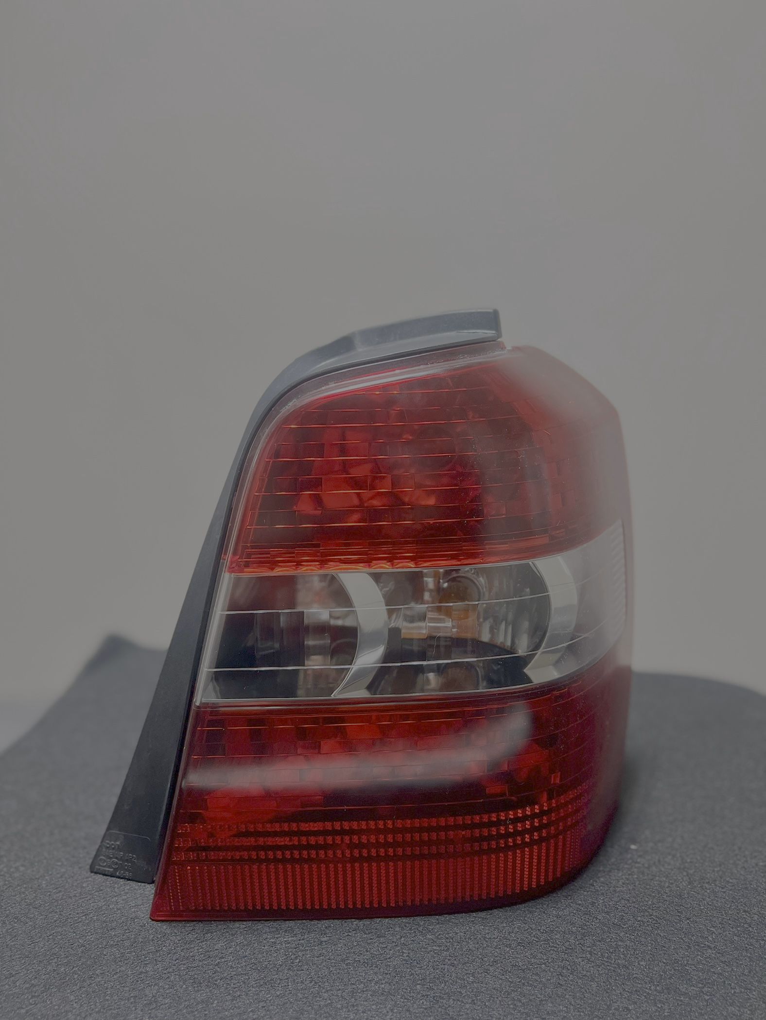 OEM Toyota Highlander Taillight (2001–2007)