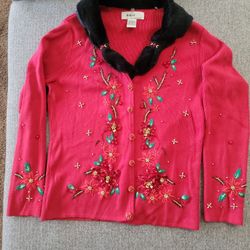 Women's  Christmas Sweater  Size Medium 