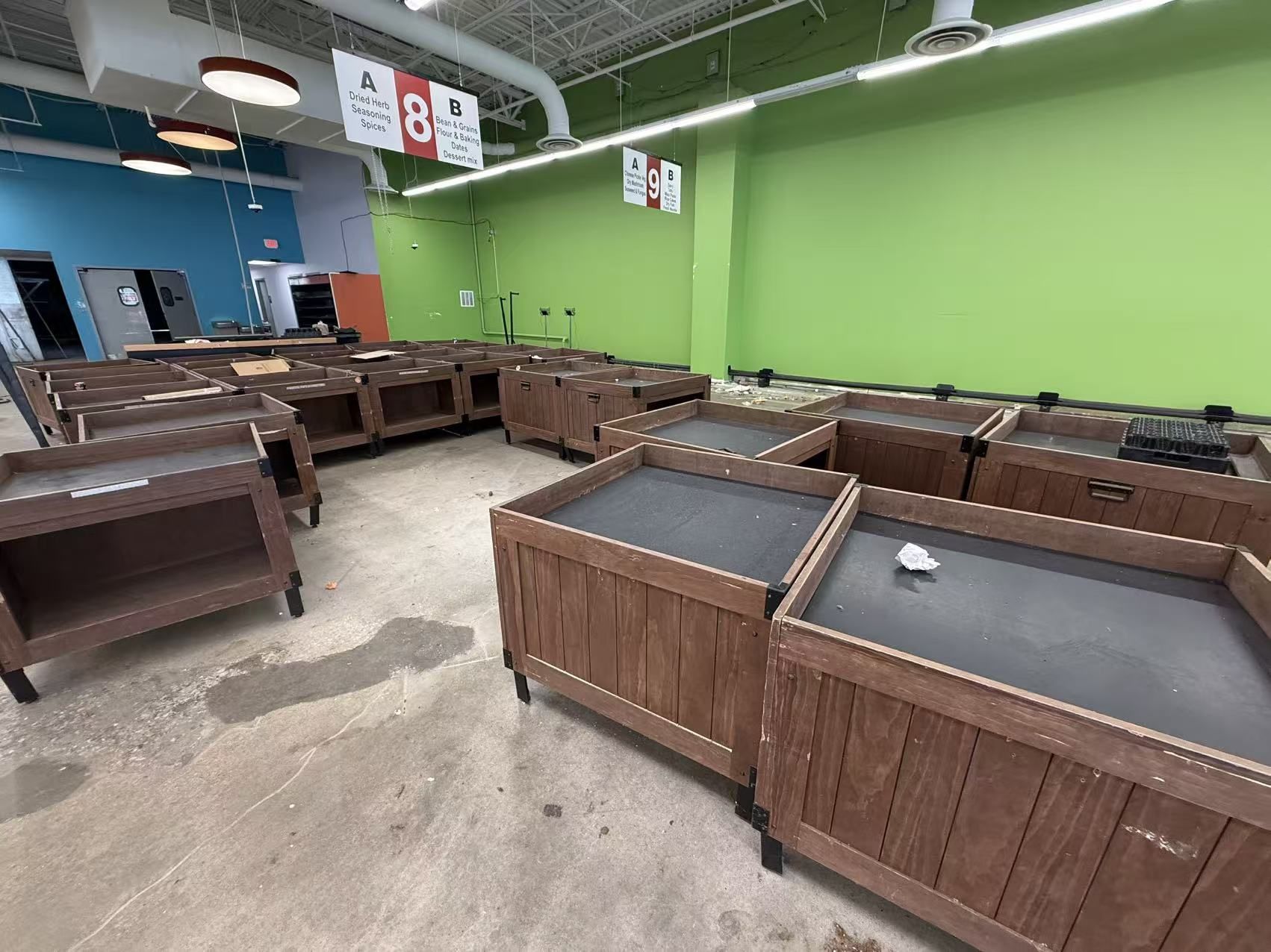 30x Produce Display Orchard Bin 36”Wx36”Dx30”H