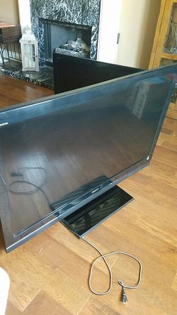 52" Sony Bravia TV