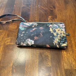 Wristlet 