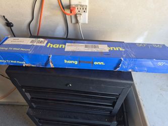 Hang-Onn Tilting TV Wall Mount 50"-86"
