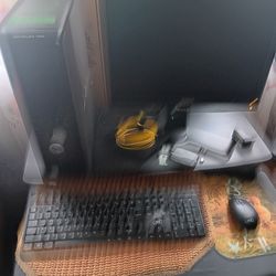 Dell Desktop Computer 