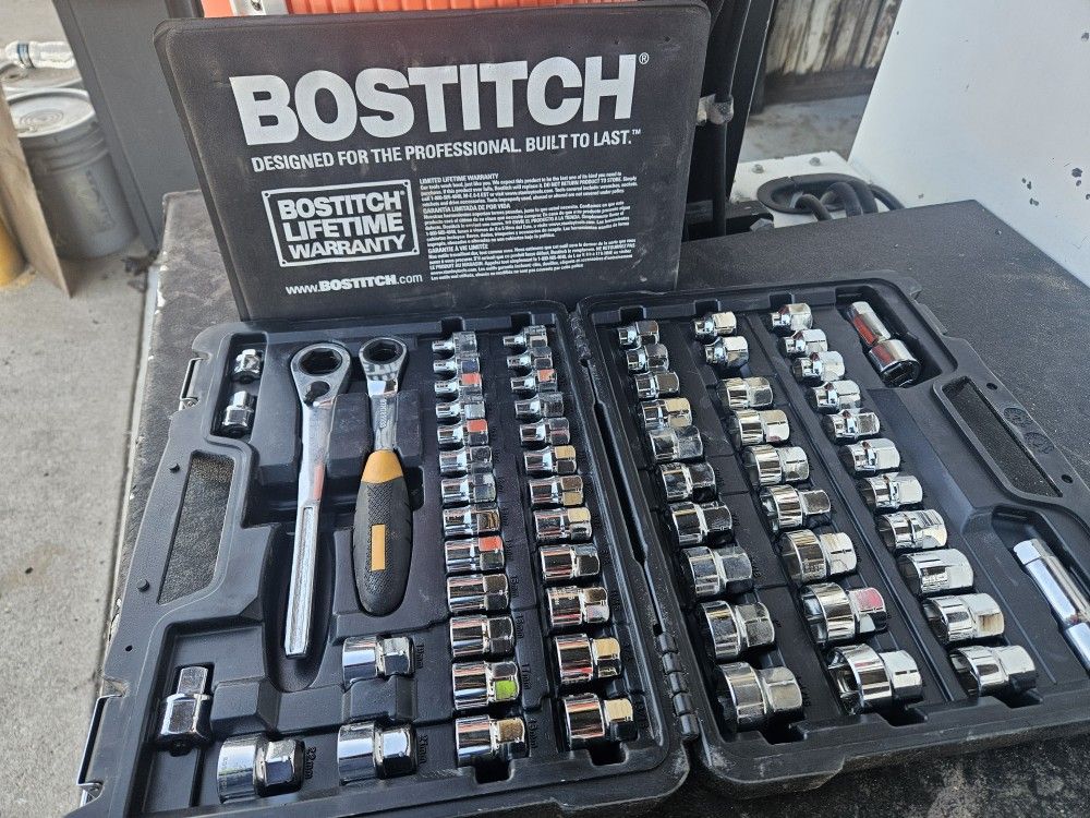 Bostich Pass-through Socket Set