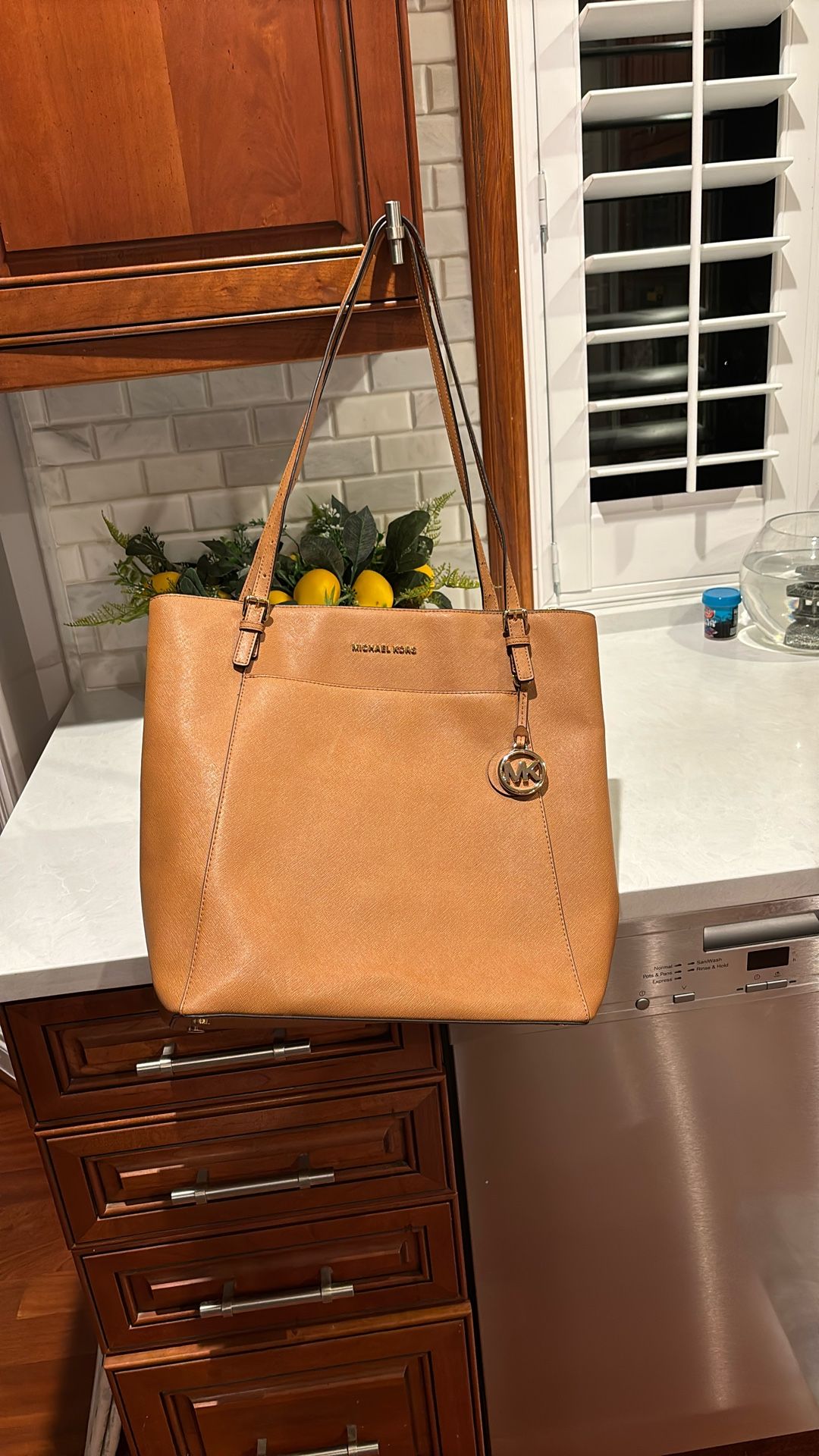Michael Kors Tan Tote- Perfect Condition