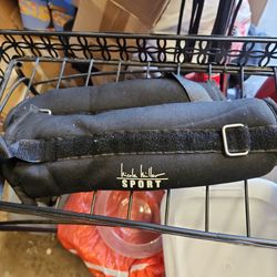 Nicole Miller set of ankle/wrist weights & resistant band