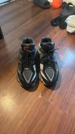 New Balance 9060 Sneakers Black Gray Size-11