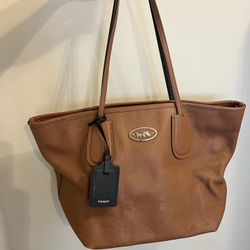 Coach Shoulder Bag