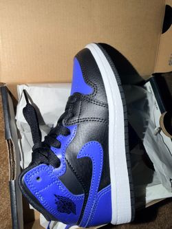 Jordans 1’s size 11c