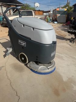Floor scrubber  Nilfisk  20”