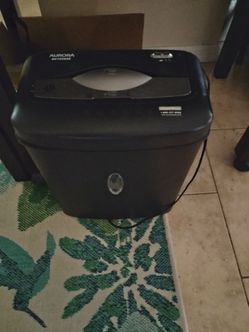 Shredder with basket