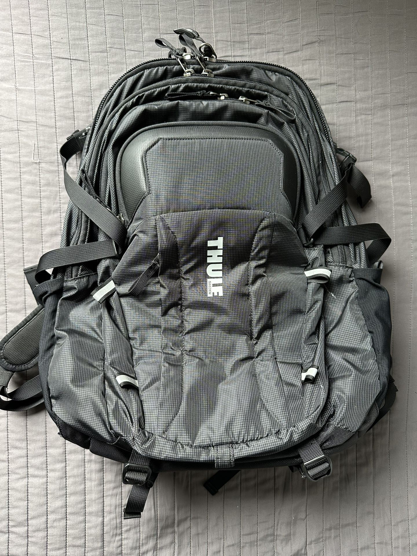 Thule backpack 