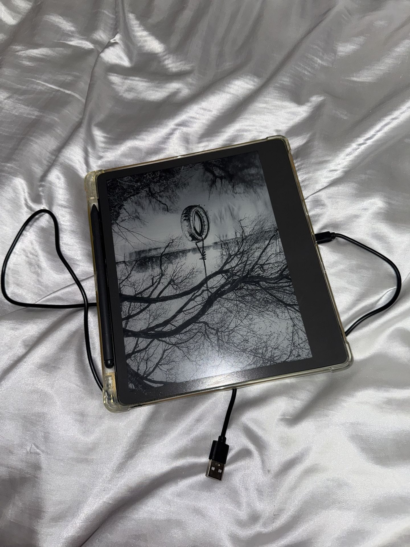 Amazon Kindle Scribe (1st Generation) (32 GB) - 10.2"