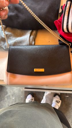 Woman handbags multiple brands used