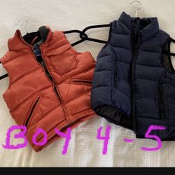 Gap Kids Puffer Vests Size 4-5