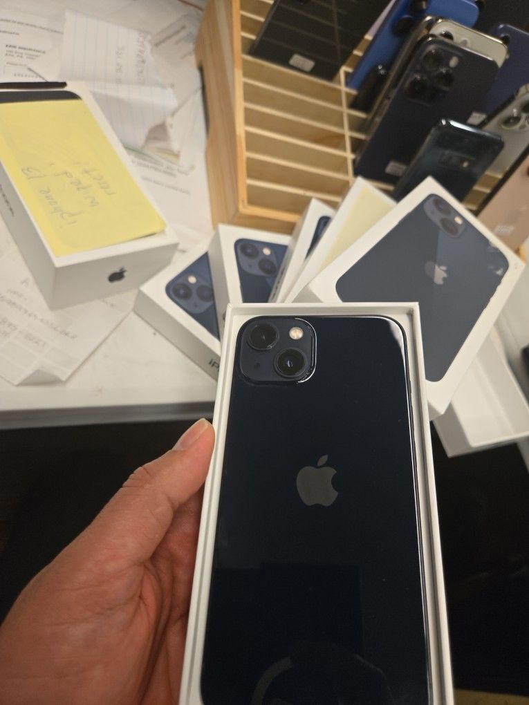 Iphone 13 New Open Box ATT AND CRICKET 128GB