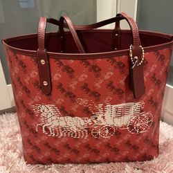 Authentic COACH tote