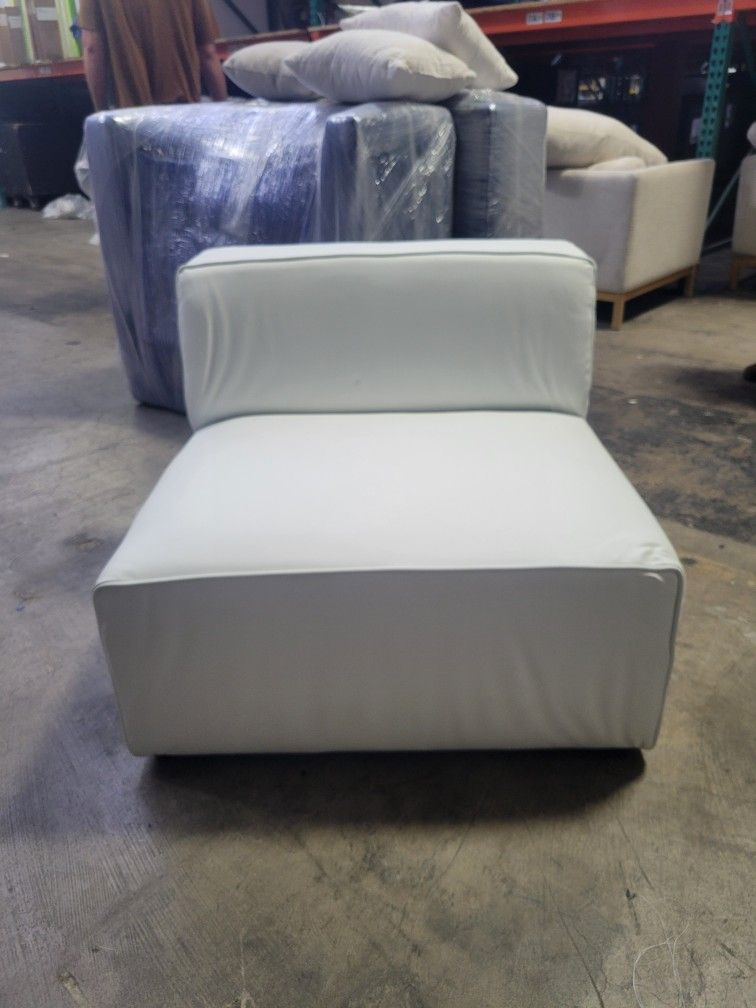 Vegan leather sectional sofa chair - white