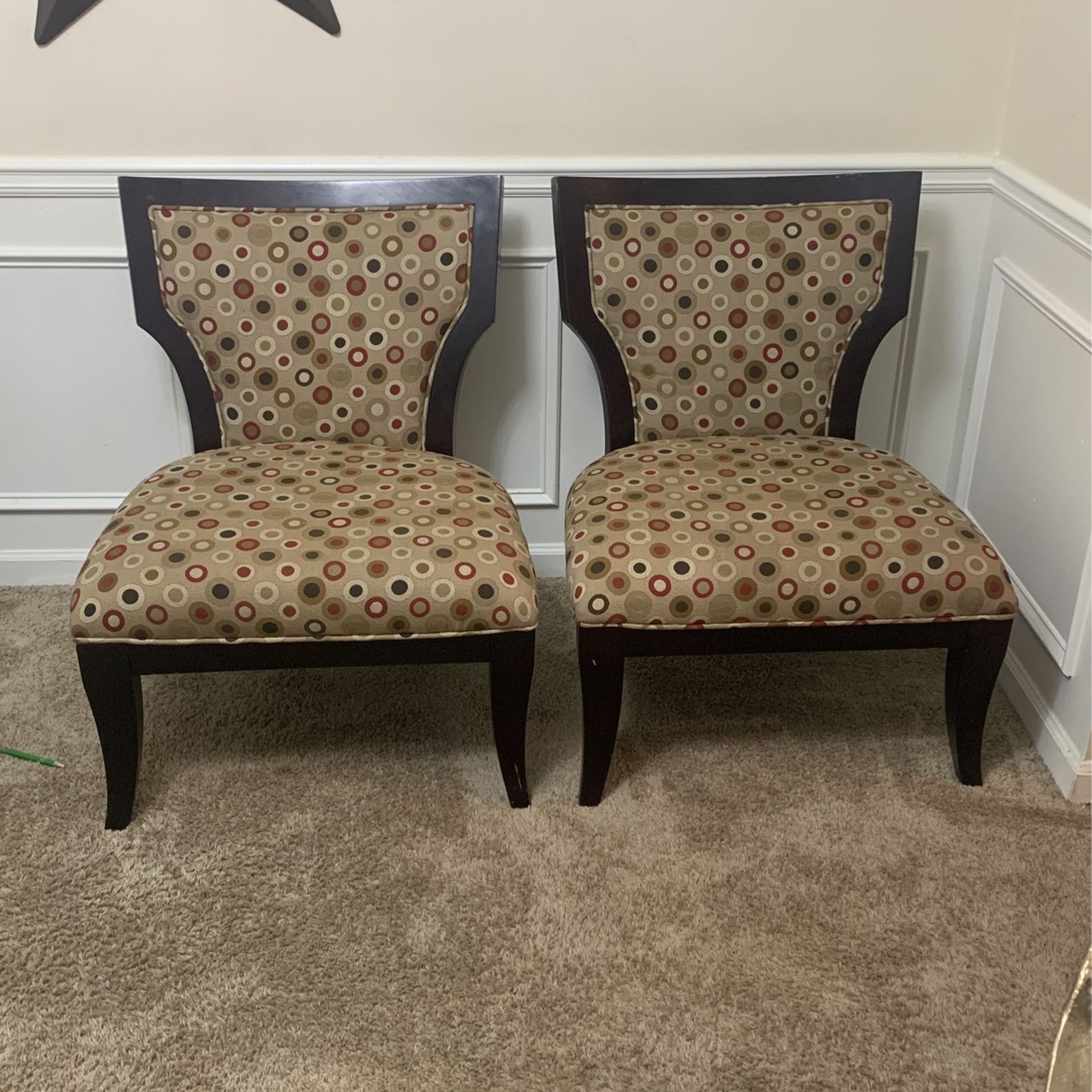 Accent Chairs (2 Chairs)