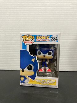 Sonic The Hedgehog SONIC WITH EMERALD