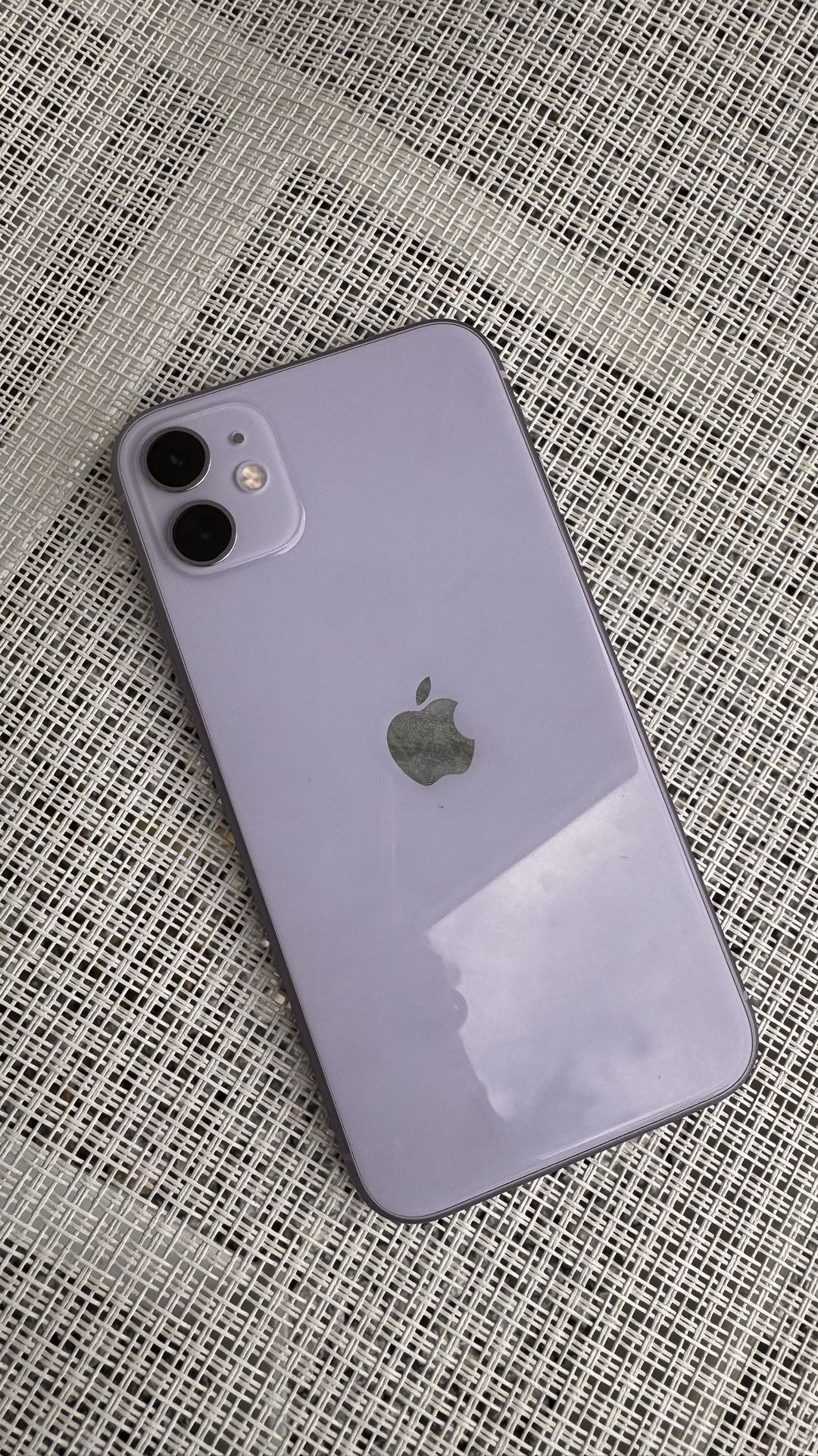 iPhone 11 64GB Unlocked
