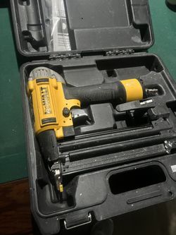 Dewalt 18 Gauge Nail Gun