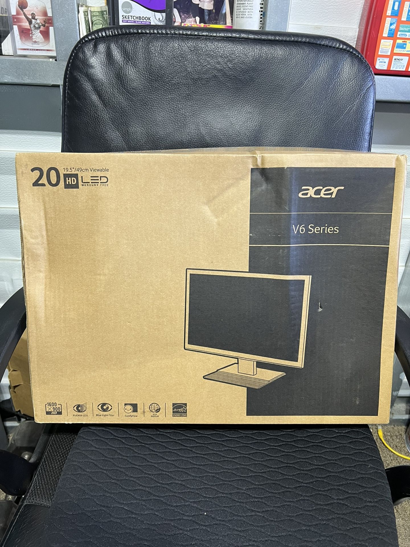 Acer V6 Series 19.5” Viewable HD LCD Monitor | Model V206HQL