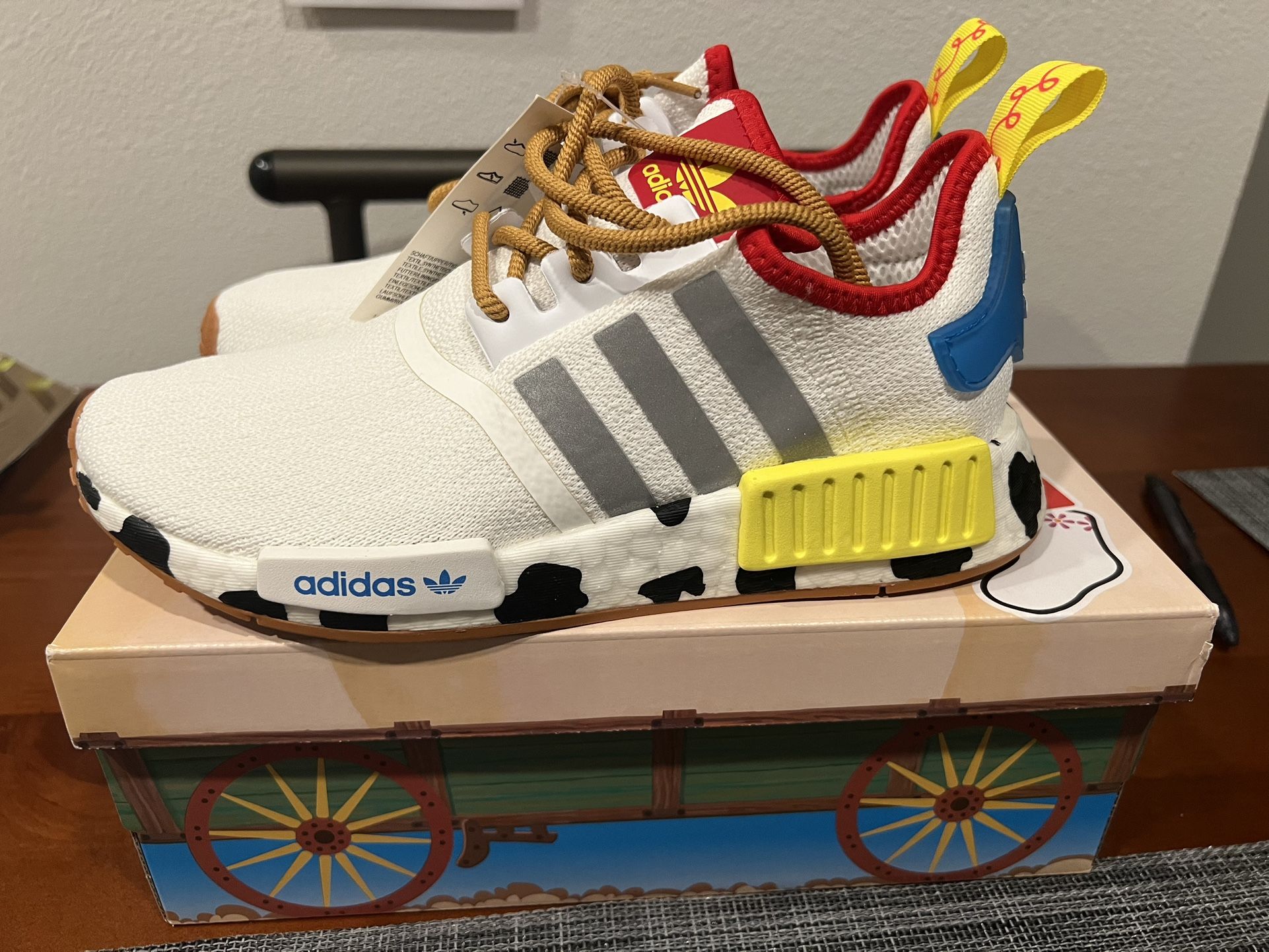 Adidas NMD_R1 J Toy Story (5.5Y) 🔥
