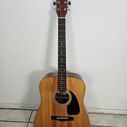 Fender DG-8 NAT Acoustic Guitar & Case 