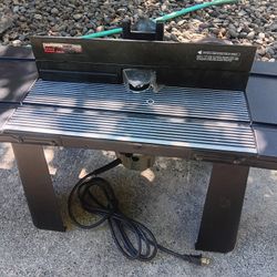 Router Table W/Craftsman Router