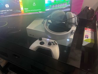 Xbox series s 1tb + 1440m monitor