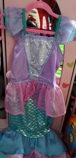 Kid Mermaid Costume With Wig $25