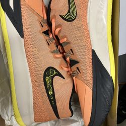 Men’s Nike Kyrie 