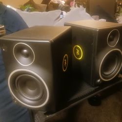 Studio Monitor Speakers Mackie MR5 MK3