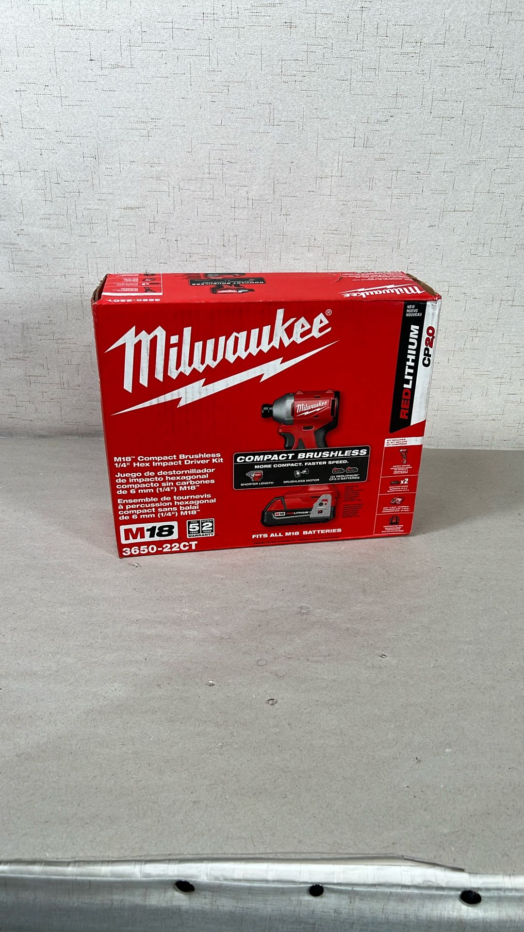 160 NEW Milwaukee 1/4” Impact Driver Kit With 2 Batteries 3650-22CT