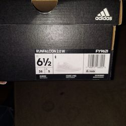 Adidas Woman 6.5