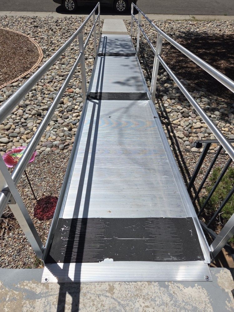 24 Foot Aluminum Wheelchair Ramp