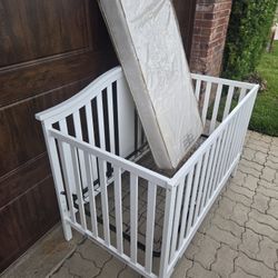 Crib and mattress