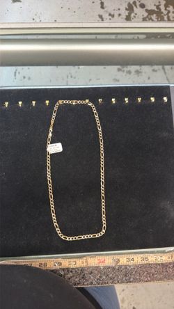 Two tone Figaro chain 14k 19.2 grams   22 in