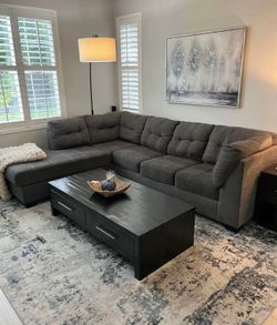 Gorgeous living spaces sectional couch !!