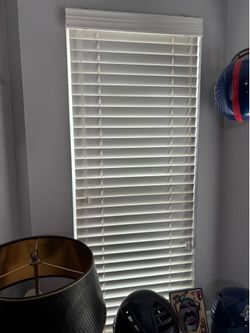 Like New Real Wood White 3-Day Blind 21.5” W x 62”L