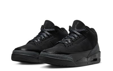 AIR JORDAN 3 “Black Cats”  Retro