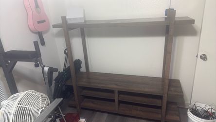 console stand with shelving