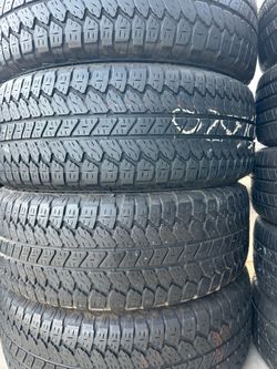 275/60R20 Bridgestone