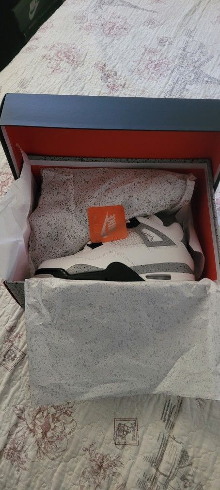 Jordan 4