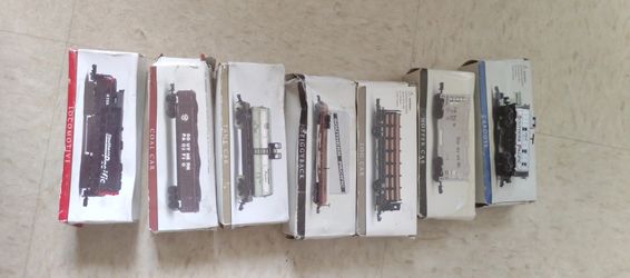 Mini Trains See Pictures In Box