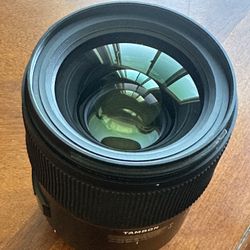 Tamron EF 35mm F1.4 Lens Canon 